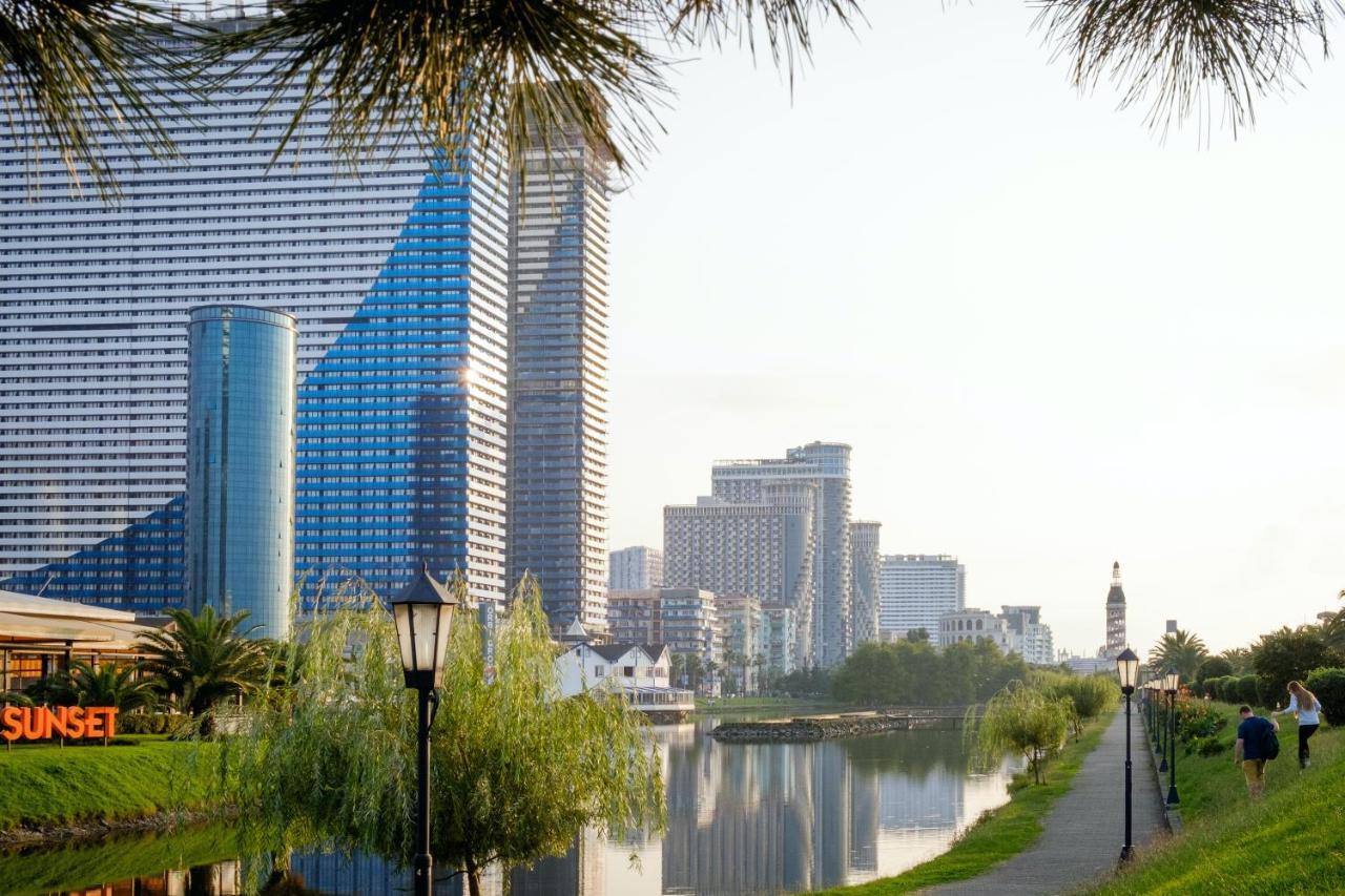 Manco Apartments Batumi Ngoại thất bức ảnh