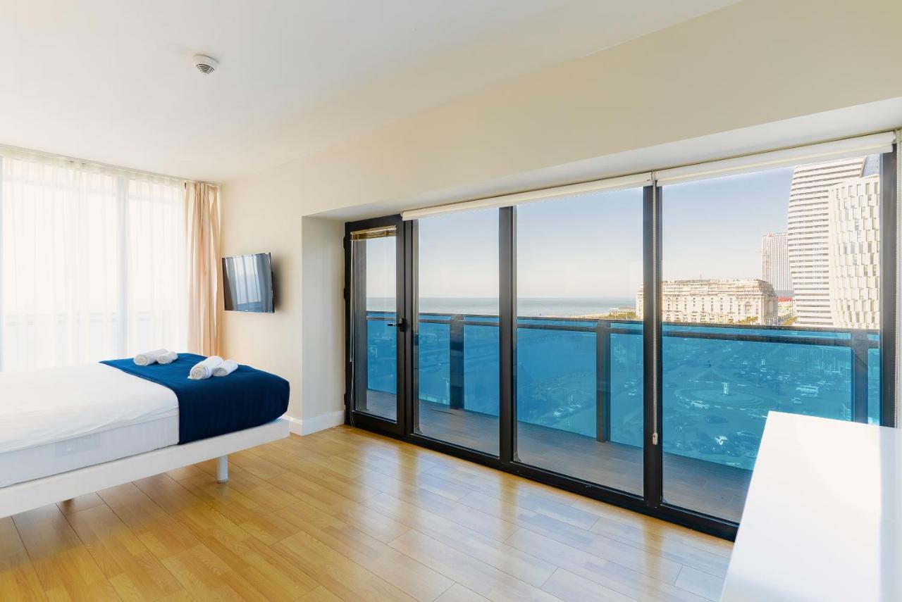 Manco Apartments Batumi Ngoại thất bức ảnh