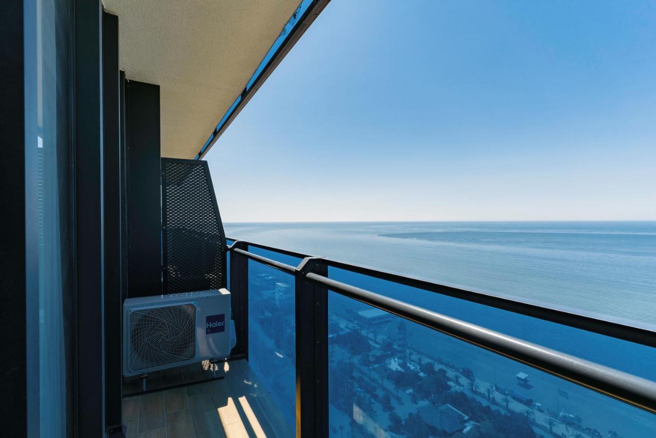 Manco Apartments Batumi Ngoại thất bức ảnh