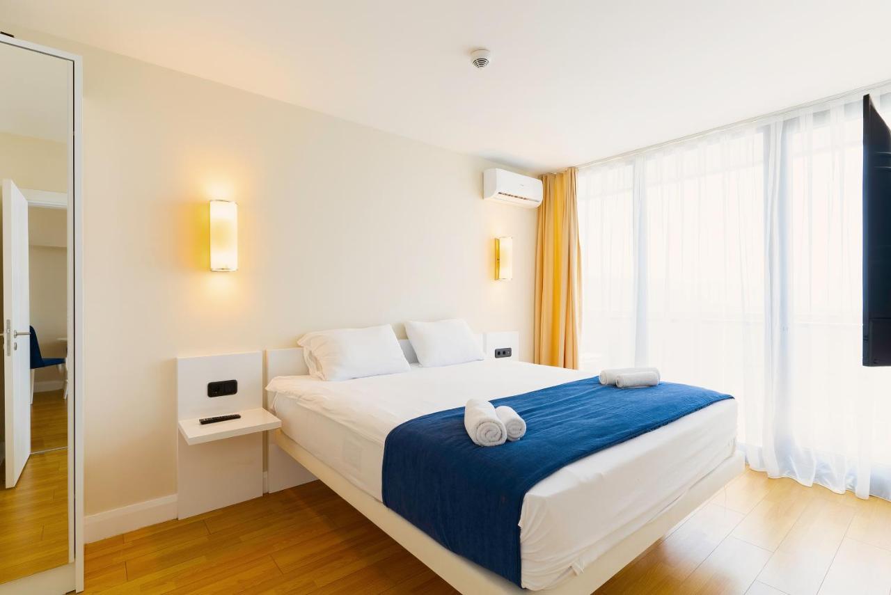 Manco Apartments Batumi Ngoại thất bức ảnh