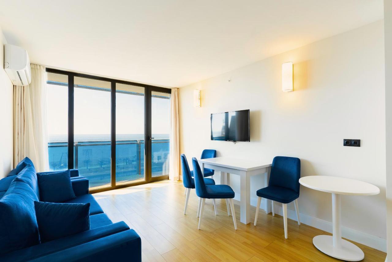 Manco Apartments Batumi Ngoại thất bức ảnh