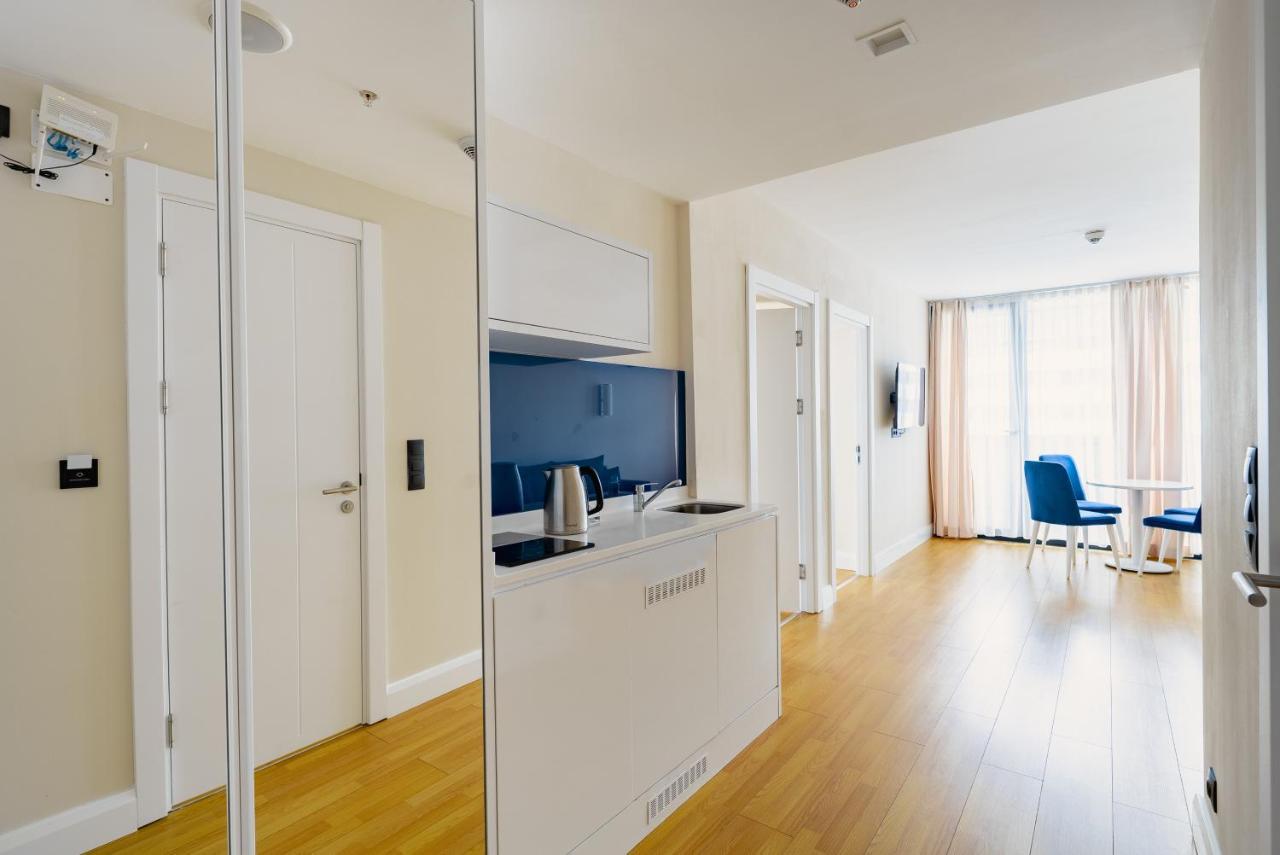 Manco Apartments Batumi Ngoại thất bức ảnh
