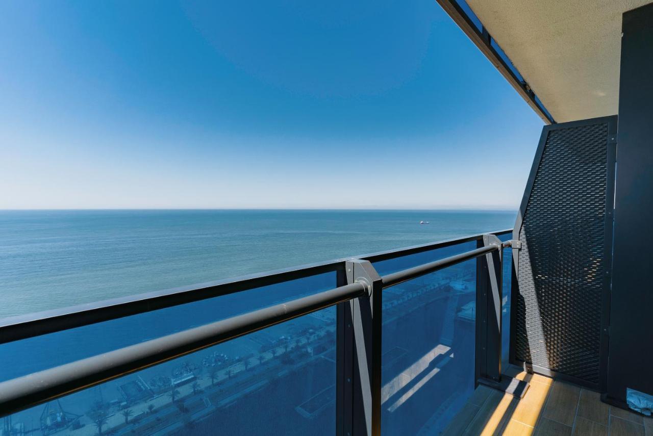 Manco Apartments Batumi Ngoại thất bức ảnh