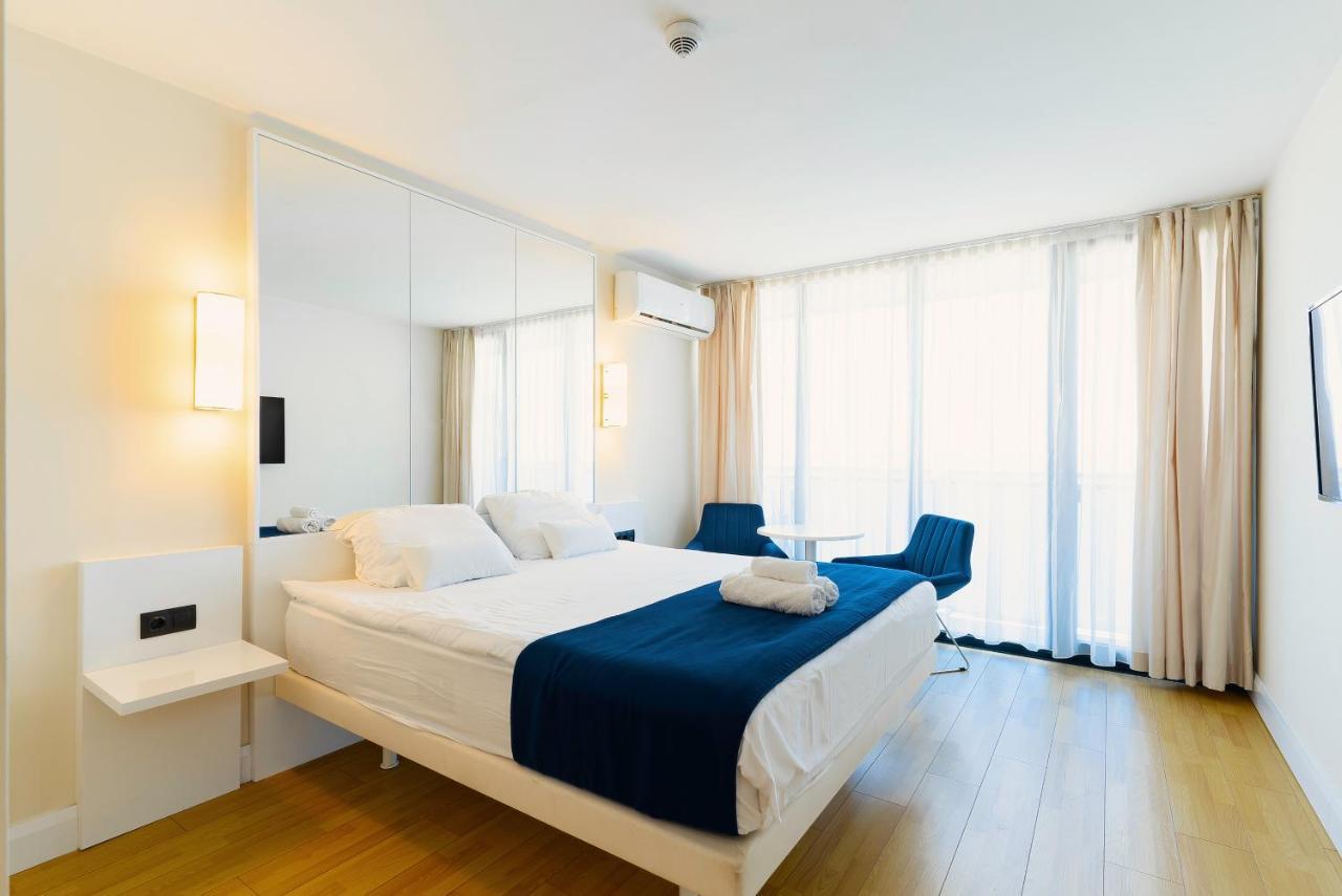 Manco Apartments Batumi Ngoại thất bức ảnh
